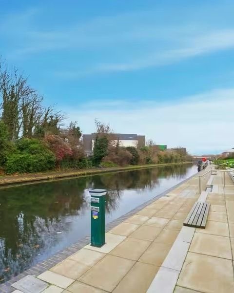 Canal walk beside Forastero House